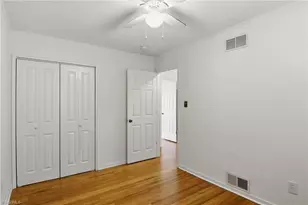 1829 Villa Dr, Greensboro, NC 27403 - Photo 14