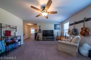 1342 Reading Ct, Burlington, NC 27217 - Photo 28
