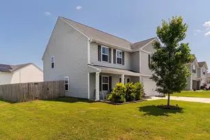 102 Seward Pl, Burlington, NC 27217 - Photo 2