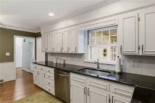 954 Vernon Ave, Winston-Salem, NC 27106 - Photo 10