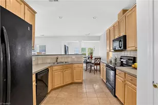 4045 Fountain Grove Dr, High Point, NC 27265 - Photo 14