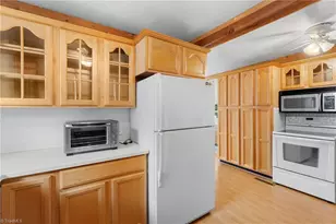 191 Shoreline Dr, Lexington, NC 27292 - Photo 10