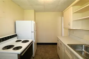 2509 Miller Park Cir, Winston-Salem, NC 27103 - Photo 8