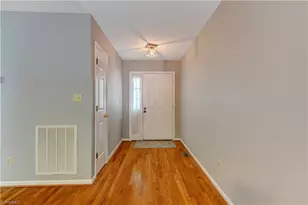 600 Creekridge Dr, Eden, NC 27288 - Photo 4