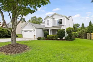 610 Collington Dr, Mebane, NC 27302 - Photo 2