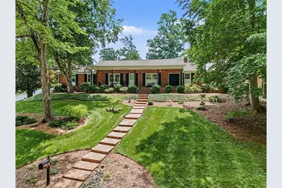950 Croyden Street, High Point, NC 27262 - Photo 2