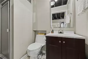 950 Croyden St, High Point, NC 27262 - Photo 38