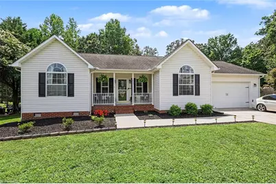 842 Charter Oaks Drive, Randleman, NC 27317 - Photo 2