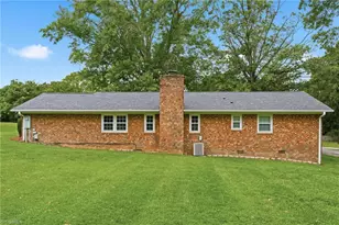 145 W Lake Rd, Eden, NC 27288 - Photo 16