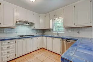 1206 Magnolia St, Winston-Salem, NC 27103 - Photo 10
