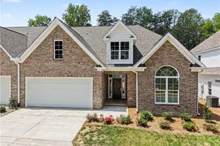 17 Asher Ln, Greensboro, NC 27455 - Photo 2