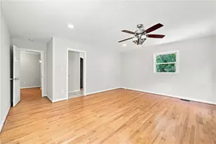 2112 Kello Dr, Greensboro, NC 27455 - Photo 8