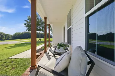 104 Hemlock Lane, State Road, NC 28676 - Photo 4