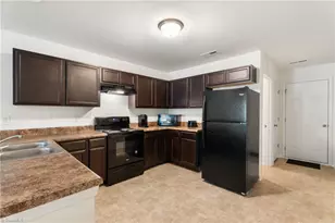 1809 Alyssum Pl, Winston-Salem, NC 27127 - Photo 10