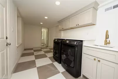 3035 Walnut Avenue, Winston-Salem, NC 27106 - Photo 38