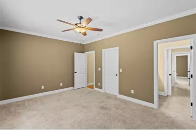 4898 Forest Oaks Drive, Greensboro, NC 27406 - Photo 28