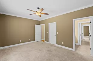 4898 Forest Oaks Dr, Greensboro, NC 27406 - Photo 28