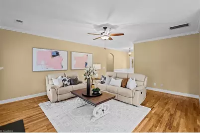 4898 Forest Oaks Drive, Greensboro, NC 27406 - Photo 10