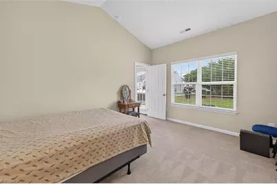 350 Robyns Glen Circle, Greensboro, NC 27409 - Photo 12