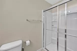 350 Robyns Gln Cir, Greensboro, NC 27409 - Photo 14