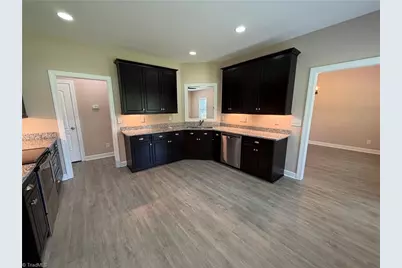 412 Stage Coach Trail, Greensboro, NC 27410 - Photo 6