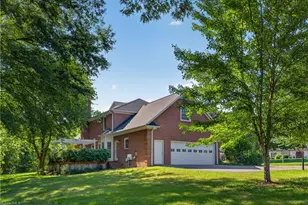 1018 Riverbend Dr, Bermuda Run, NC 27006 - Photo 38