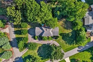 1018 Riverbend Dr, Bermuda Run, NC 27006 - Photo 4