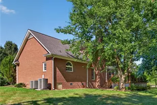 1018 Riverbend Dr, Bermuda Run, NC 27006 - Photo 40