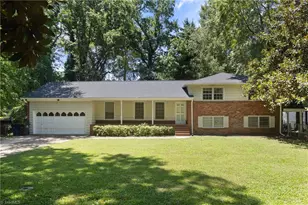430 Flyntvalley Dr, Winston-Salem, NC 27104 - Photo 1