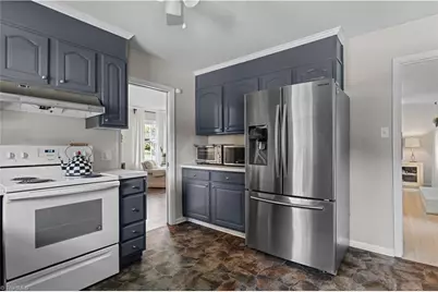 6111 Arcadia Drive, Greensboro, NC 27410 - Photo 8