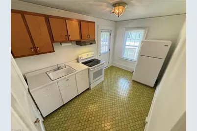 1525 W First Street, Winston-Salem, NC 27101 - Photo 4