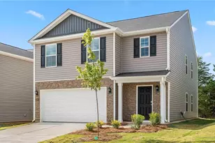 626 Beechwood Cir, Thomasville, NC 27360 - Photo 1