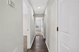 4290 Cedarcroft Ct, Greensboro, NC 27409 - Photo 34