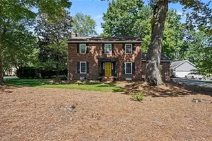 3701 Sagamore Dr, Greensboro, NC 27410 - Photo 2