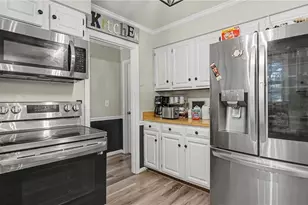 3701 Sagamore Dr, Greensboro, NC 27410 - Photo 10