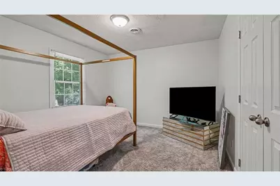 3701 Sagamore Drive, Greensboro, NC 27410 - Photo 20