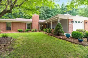 5325 Summerwood Dr, Greensboro, NC 27455 - Photo 2