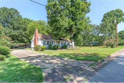 519 Franklin Drive, Eden, NC 27288 - Photo 2