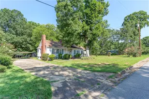 519 Franklin Dr, Eden, NC 27288 - Photo 2