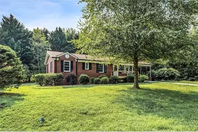 1118 Timberlane, Asheboro, NC 27205 - Photo 4