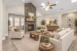 138 Dunvegan Ln, Burlington, NC 27215 - Photo 2