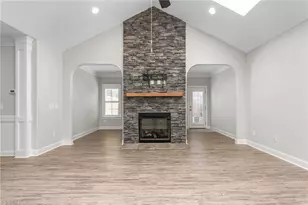 138 Dunvegan Ln, Burlington, NC 27215 - Photo 16
