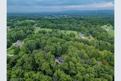 158 Oakmont Place, Mount Airy, NC 27030 - Photo 10