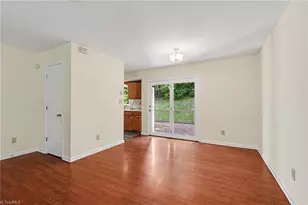 627 Woodland Cir, Asheboro, NC 27203 - Photo 4