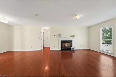 627 Woodland Circle, Asheboro, NC 27203 - Photo 2