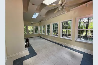 5121 W Wendover Avenue, Jamestown, NC 27282 - Photo 28