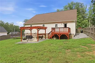 8504 Altavista Dr, Stokesdale, NC 27357 - Photo 4