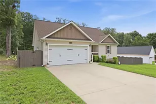 8504 Altavista Dr, Stokesdale, NC 27357 - Photo 8