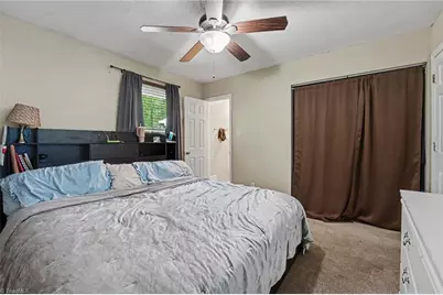 604 Denny Road, Greensboro, NC 27406 - Photo 16