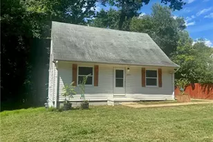 1005 William Dr, Winston-Salem, NC 27107 - Photo 2